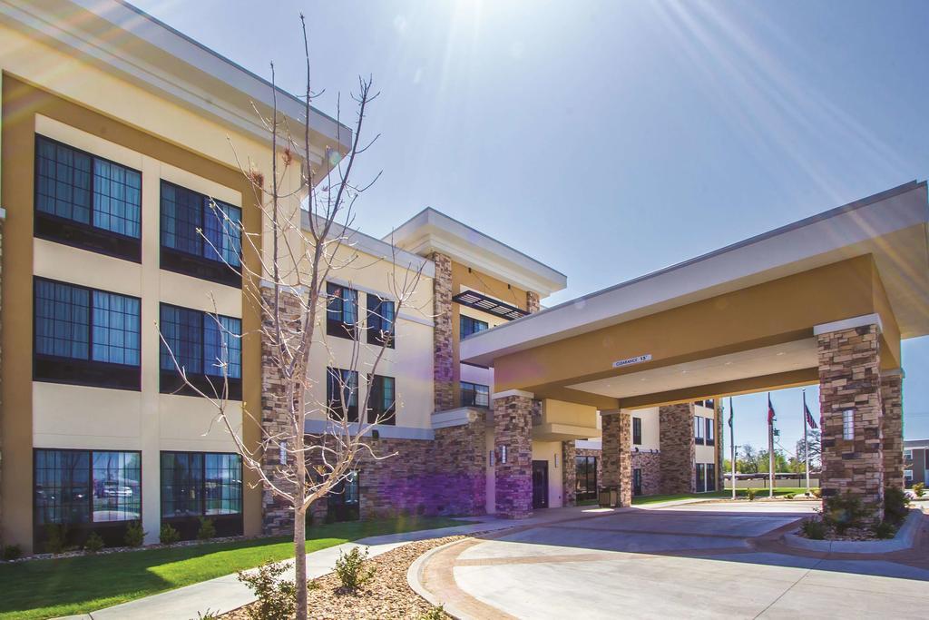 la quinta inn and suites by wyndham pampa