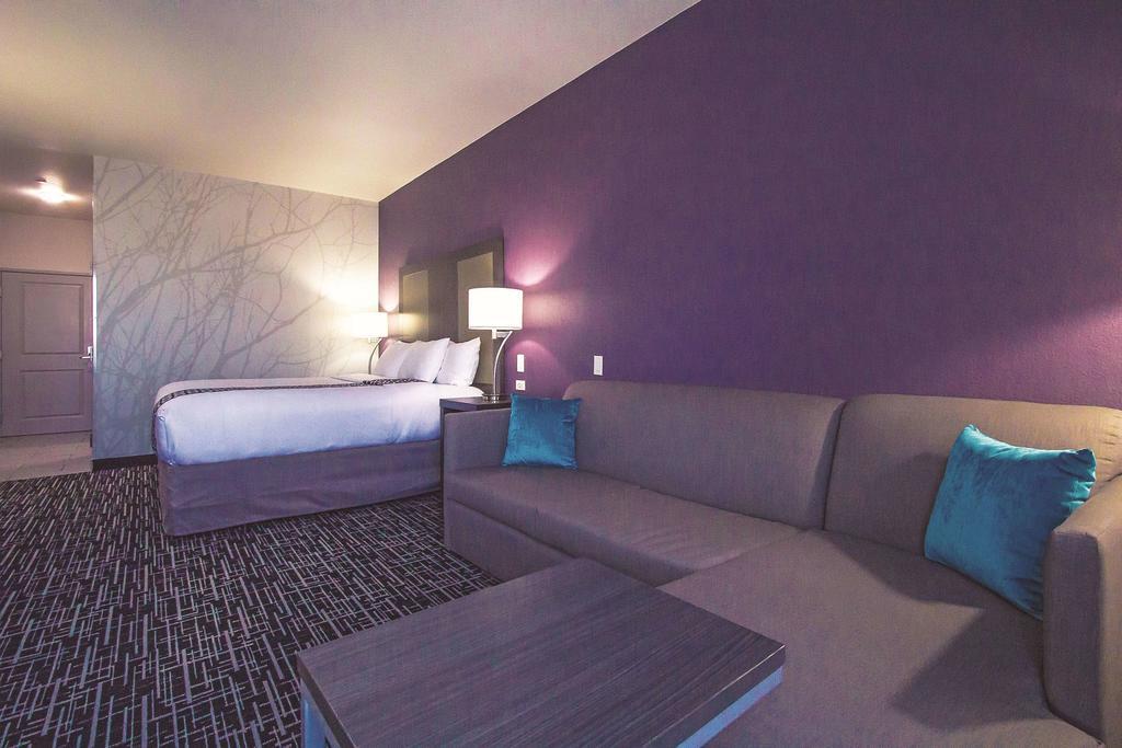 la quinta inn and suites by wyndham pampa