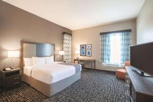 la quinta inn and suites san marcos outlet mall