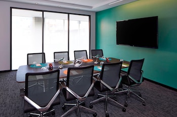 aloft seattle redmond