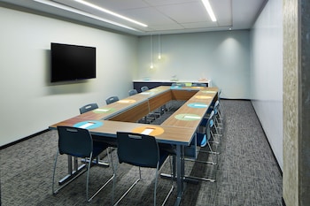 aloft seattle redmond
