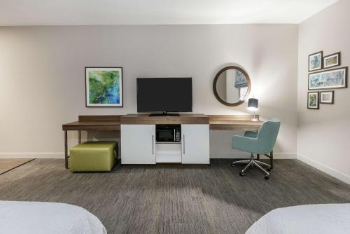 hampton inn and suites by hilton portland corpus christi
