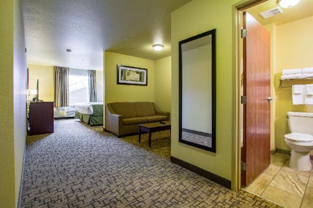 cobblestone hotel and suites orrville
