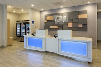 Holiday Inn Express And Suites Seattle South Tukwila,Seattle>>Seatac,3 star