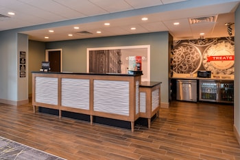 Hampton Inn Omaha Airport,Council Bluffs>>Carter Lake,3 star