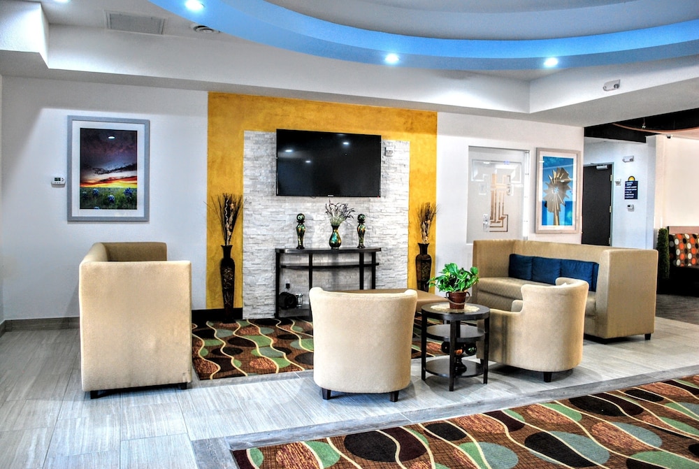 days inn and suites by wyndham lubbock medical center