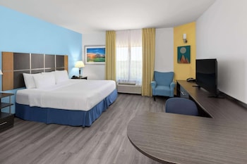 days inn and suites by wyndham lubbock medical center