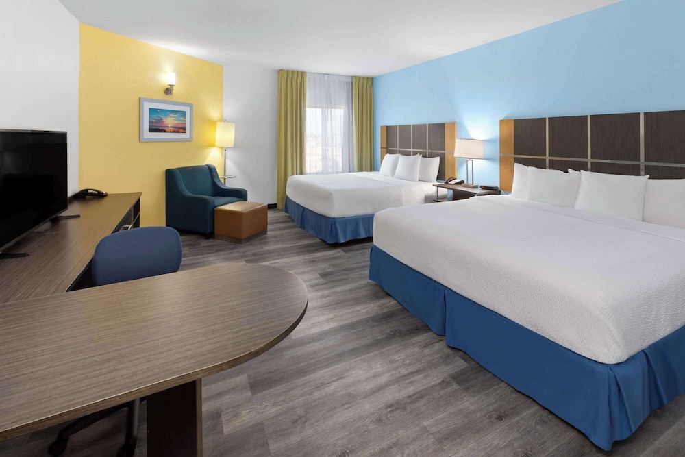days inn and suites by wyndham lubbock medical center