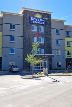 days inn and suites by wyndham lubbock medical center