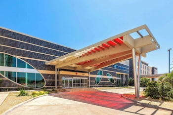 days inn and suites by wyndham lubbock medical center
