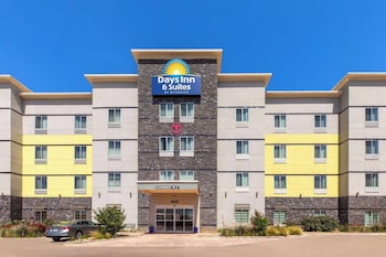 days inn and suites by wyndham lubbock medical center