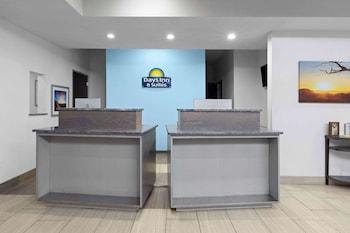 Days Inn & Suites By Wyndham Lubbock Medical Center,Lubbock>>Levelland,3 star