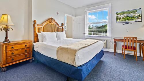 crystal bay hotel