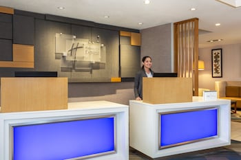 holiday inn express and suites redding by ihg