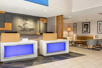 holiday inn express and suites redding by ihg