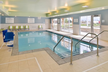 holiday inn express and suites ogallala by ihg