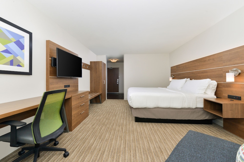 holiday inn express and suites ogallala by ihg