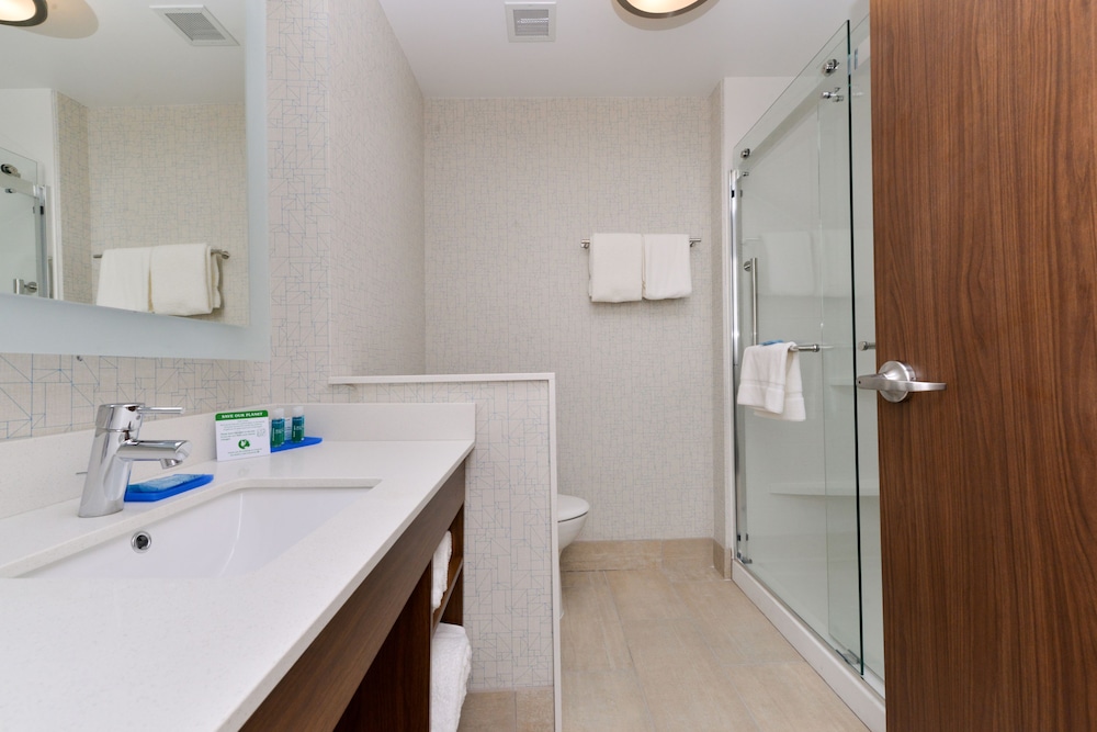 holiday inn express and suites ogallala by ihg