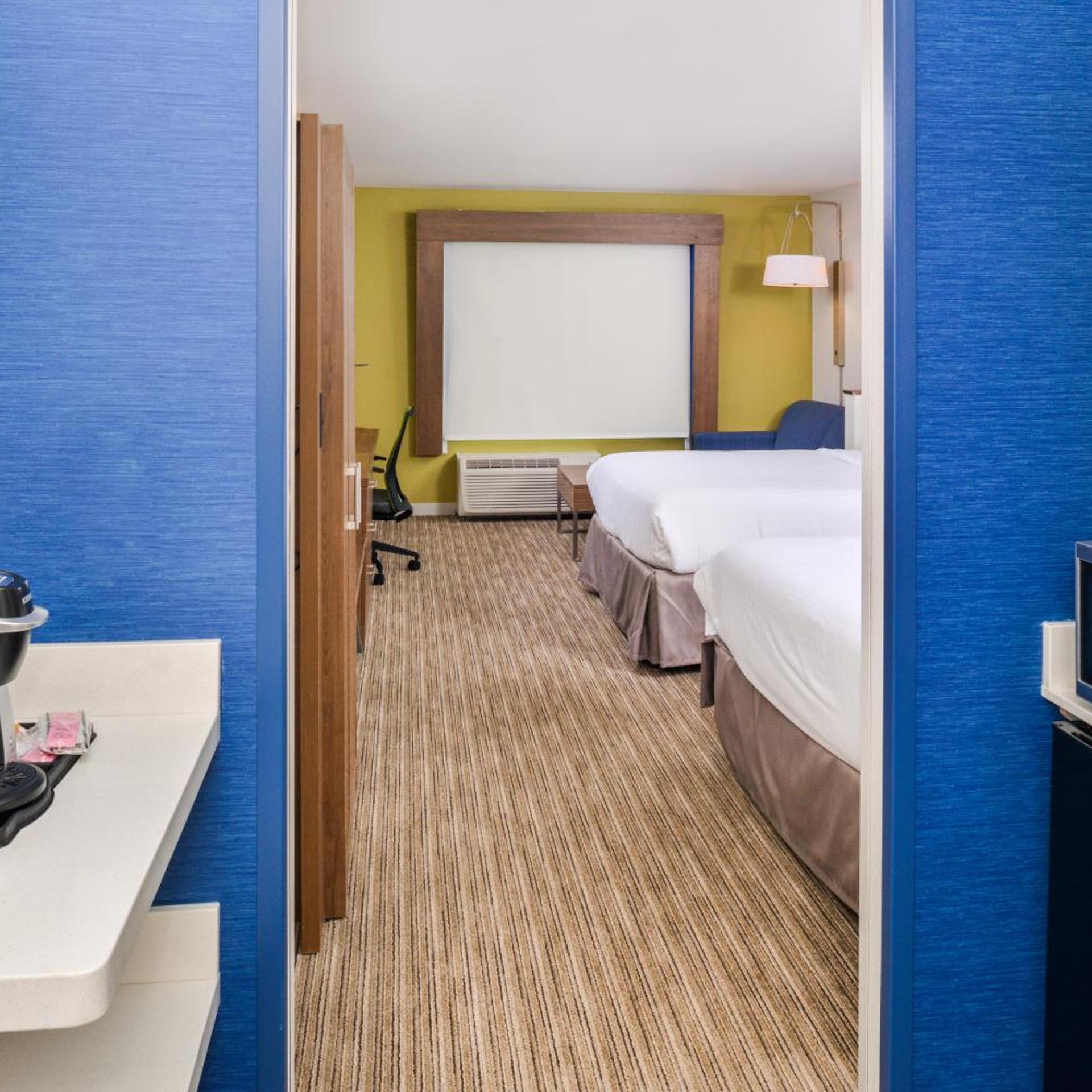 holiday inn express and suites ogallala by ihg