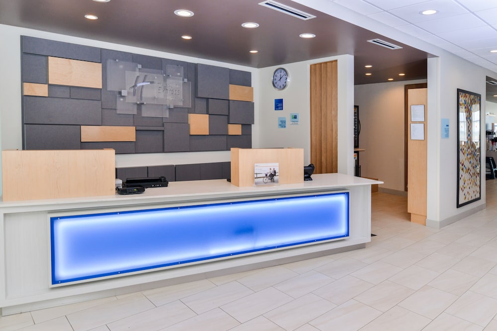 Holiday Inn Express & Suites Ogallala By Ihg,South Platte River>>Ogallala,3 star