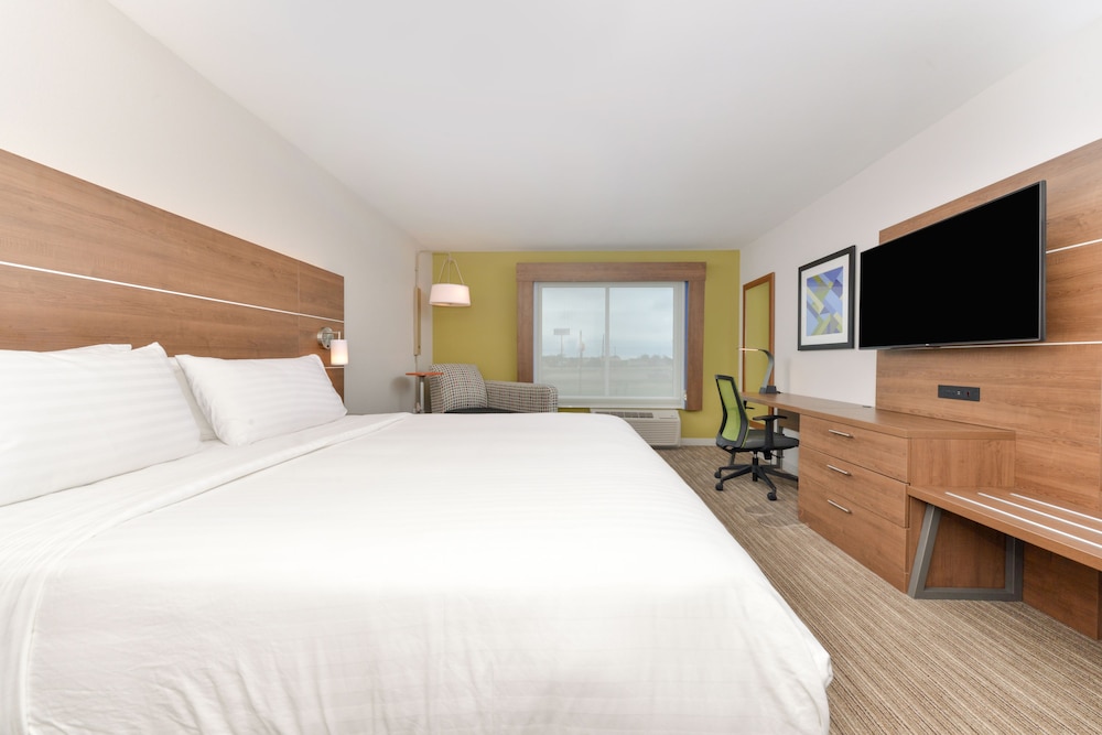 Holiday Inn Express & Suites Ogallala By Ihg,South Platte River>>Ogallala,3 star