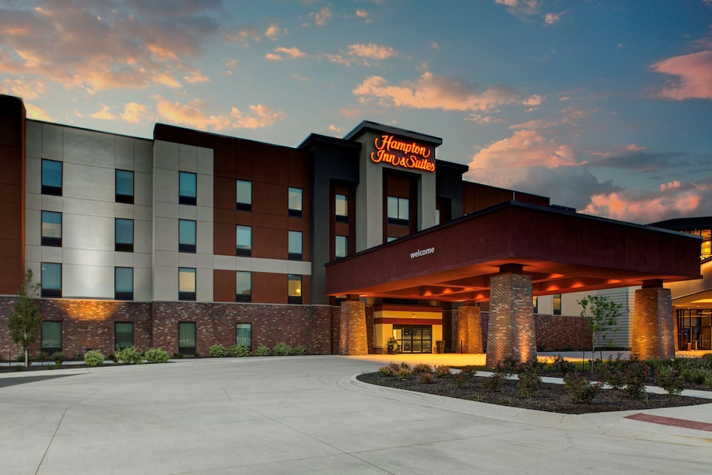 hampton inn and suites pittsburg kansas crossing