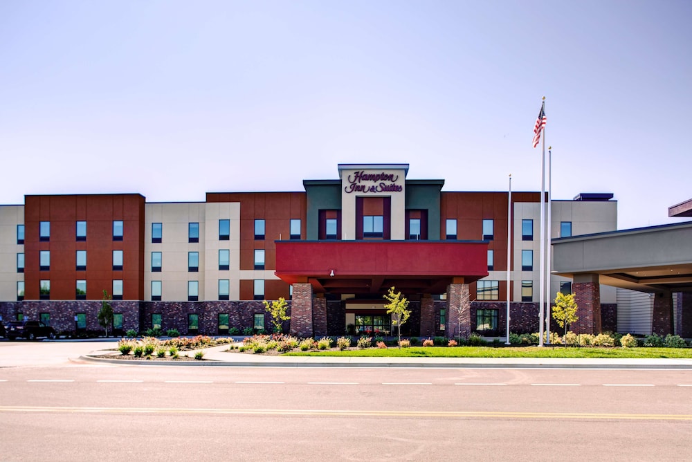 hampton inn and suites pittsburg kansas crossing