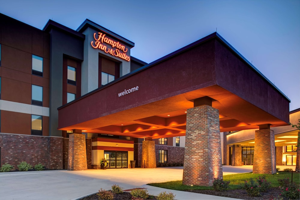 hampton inn and suites pittsburg kansas crossing