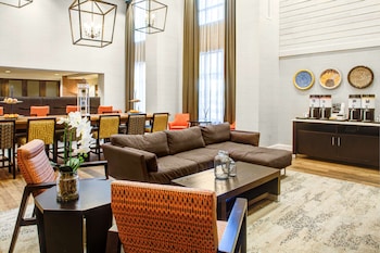 Hampton Inn & Suites Pittsburg Kansas Crossing,Crawford>>Columbus,3 star