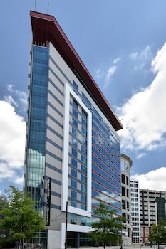 springhill suites charlotte city center