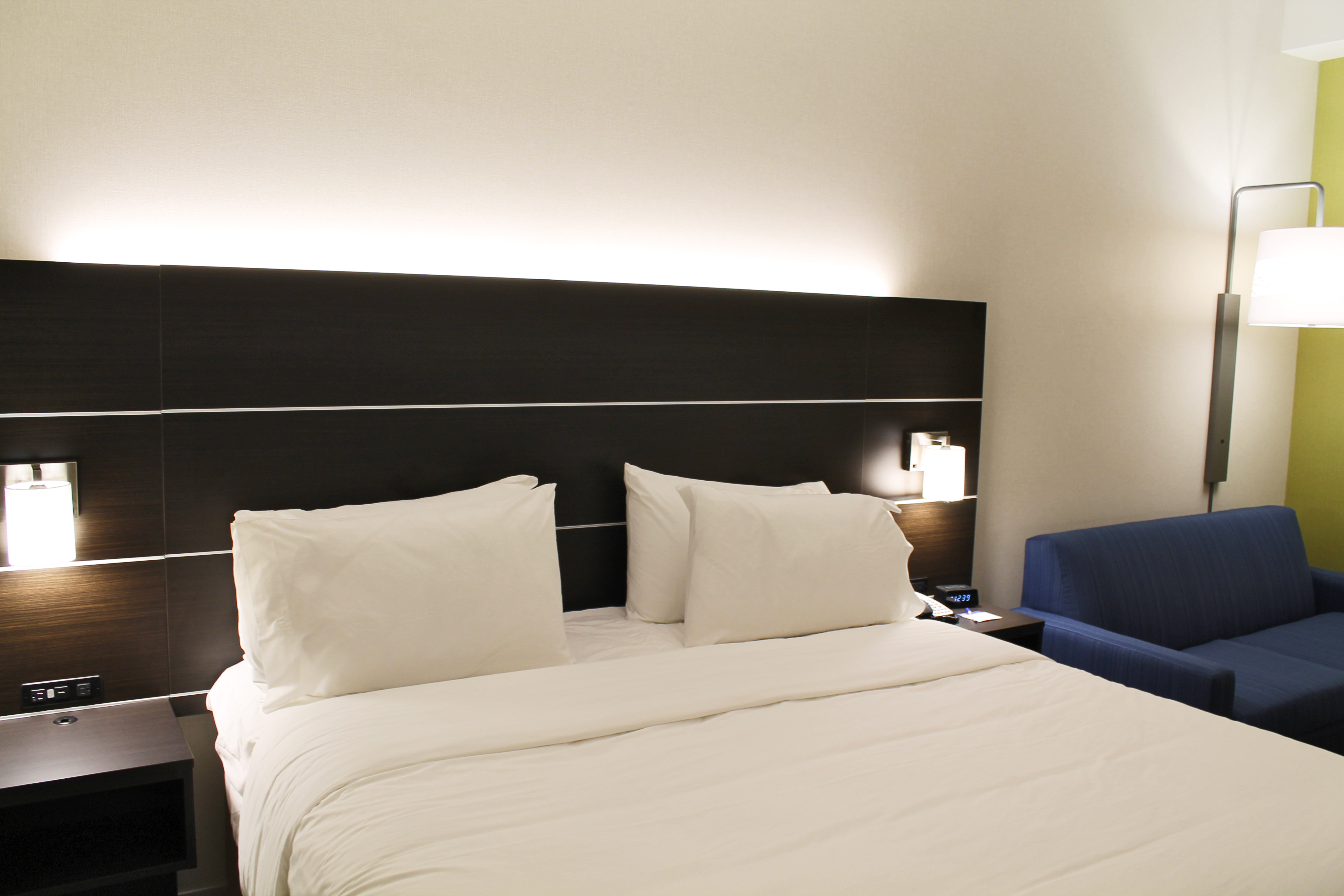 holiday inn express and suites st louis south i 55
