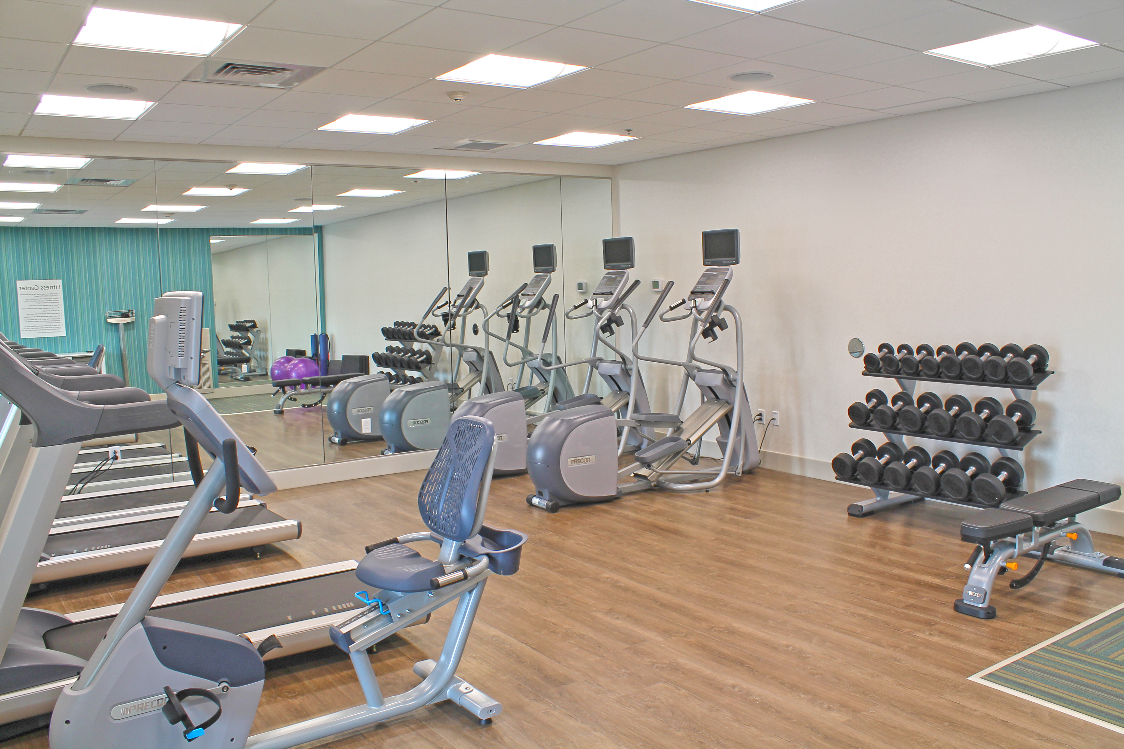 holiday inn express and suites st louis south i 55