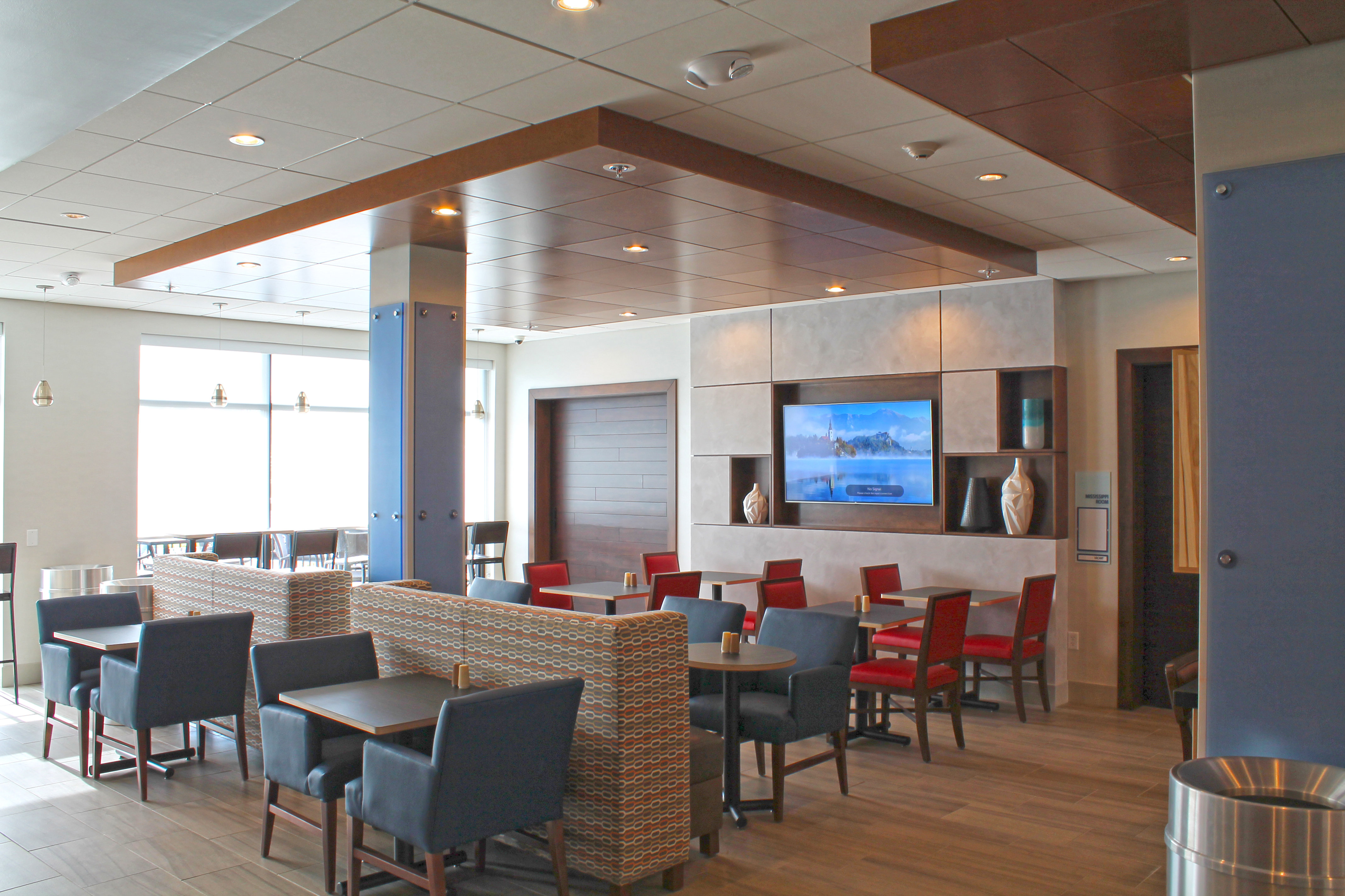 holiday inn express and suites st louis south i 55