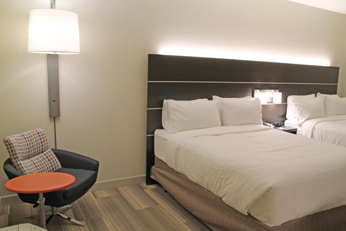 holiday inn express and suites st louis south i 55