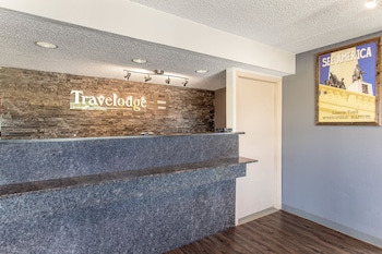 Travelodge By Wyndham Chicago - South Holland,Near Midwest Carvers Museum,2 star