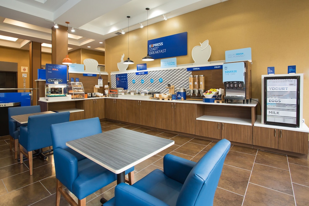 holiday inn express springfield downtown by ihg