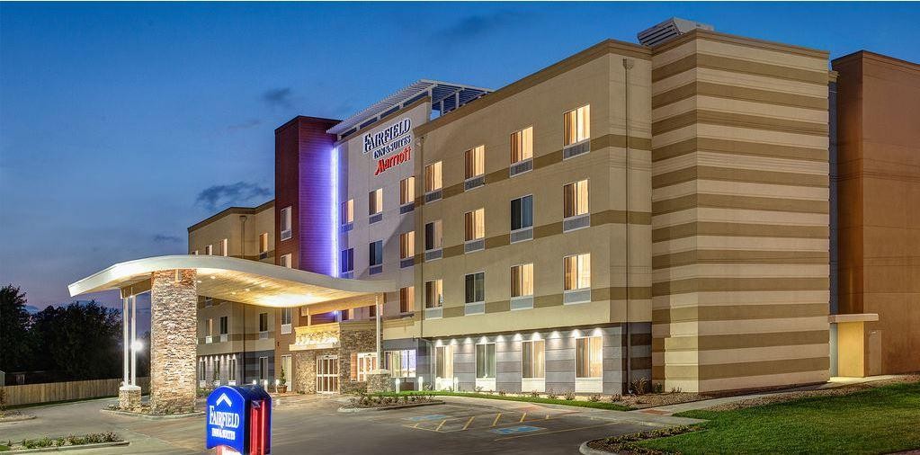 fairfield inn and suites by marriott gaylord