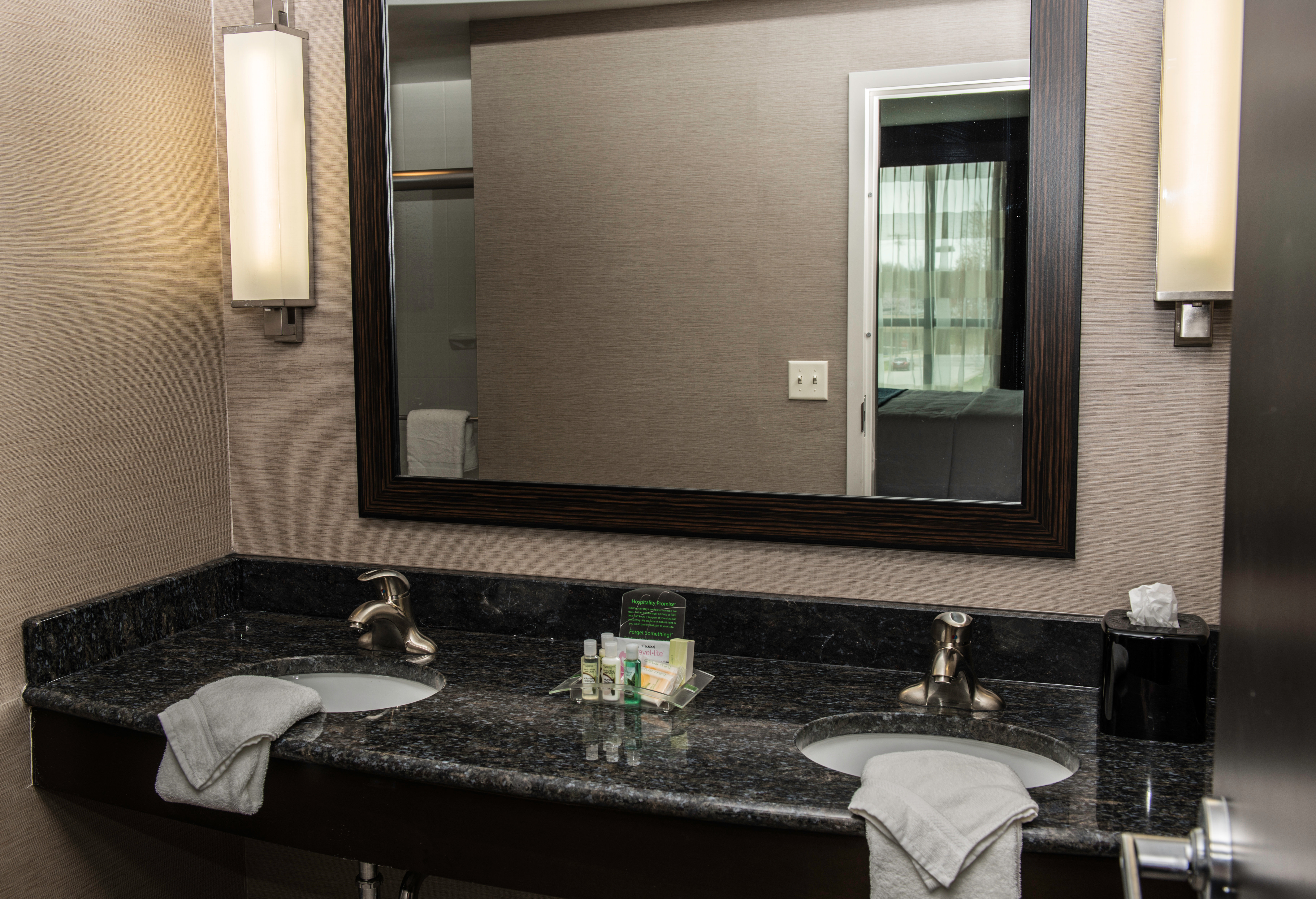 holiday inn paducah riverfront by ihg