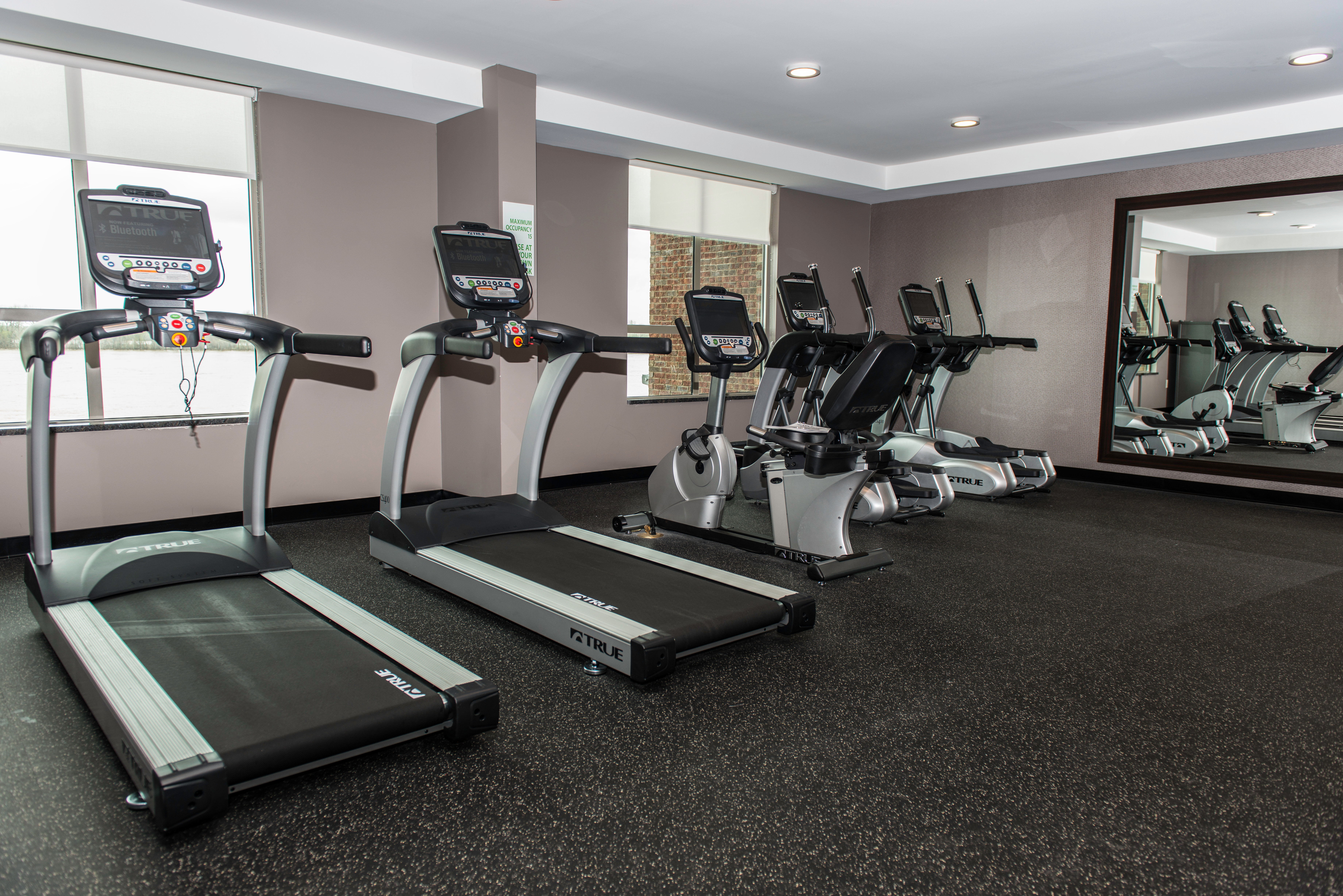 holiday inn paducah riverfront by ihg