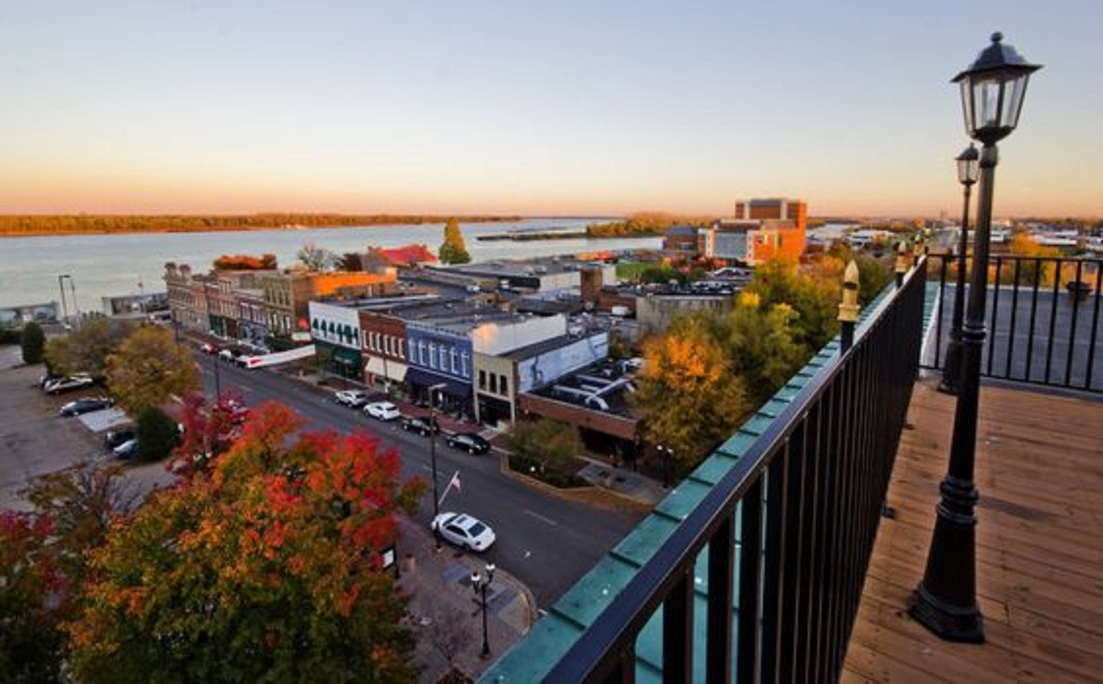 holiday inn paducah riverfront by ihg