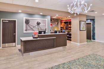 hampton inn emporia