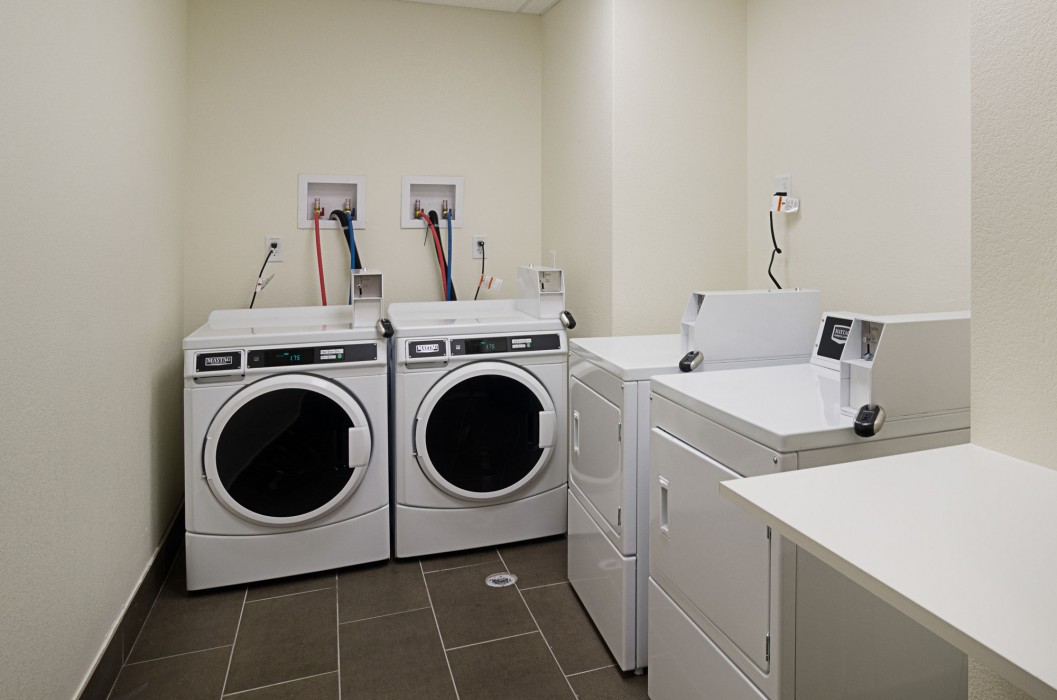 mainstay suites near denver downtown