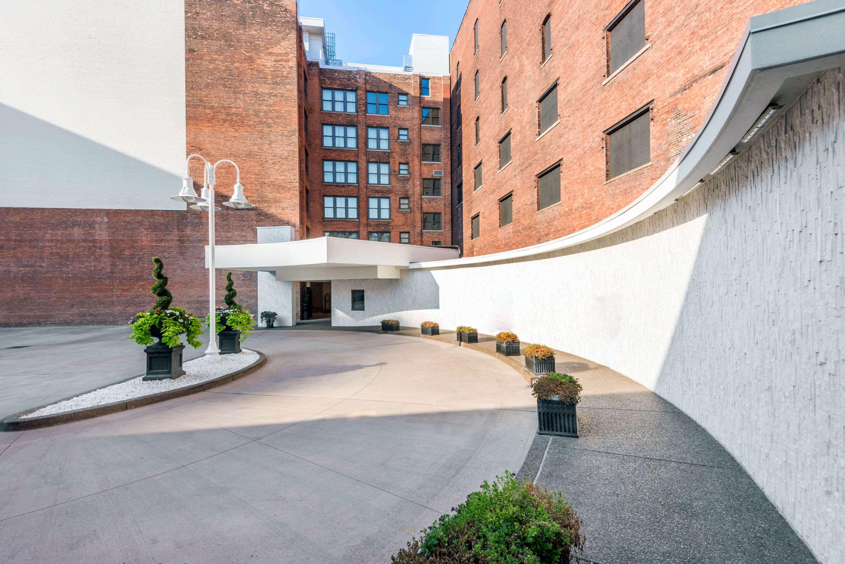 Curtiss Hotel, Ascend Hotel Collection,Corning>>Buffalo,5 star