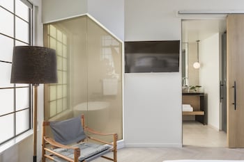 kimpton la peer hotel west hollywood by ihg