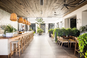 kimpton la peer hotel west hollywood by ihg