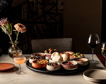 kimpton la peer hotel west hollywood by ihg