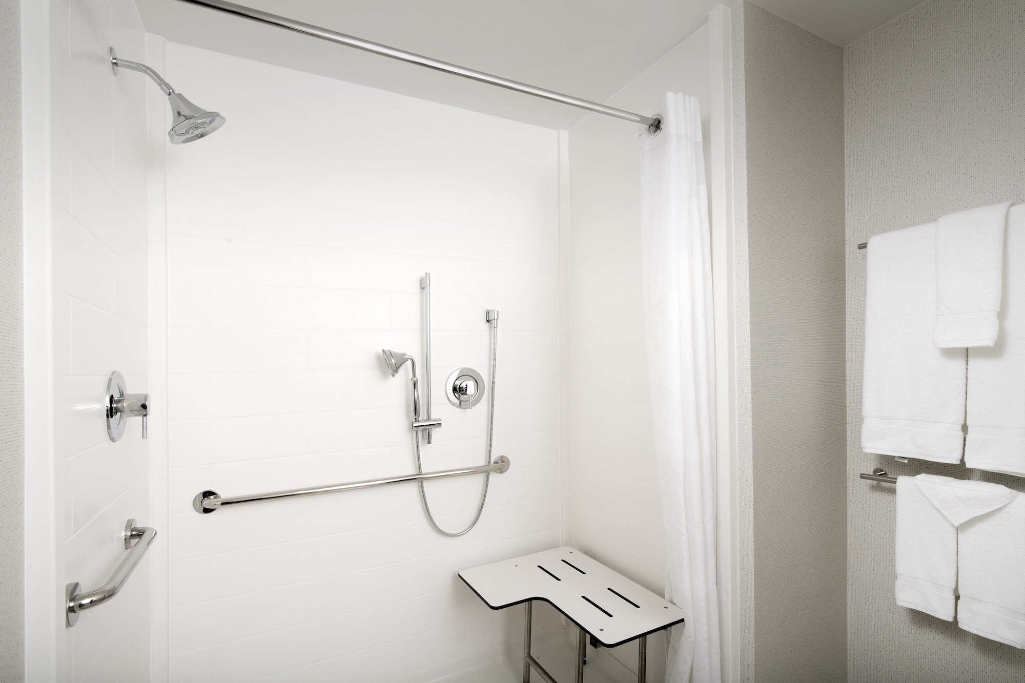 holiday inn express and suites san antonio north windcrest