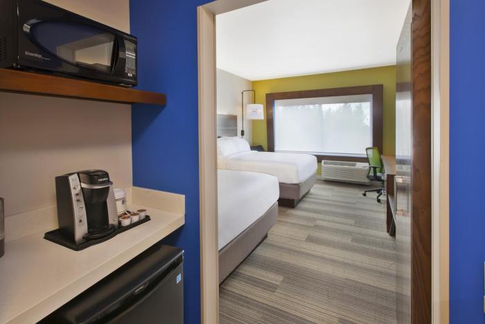 holiday inn express and suites south hill by ihg
