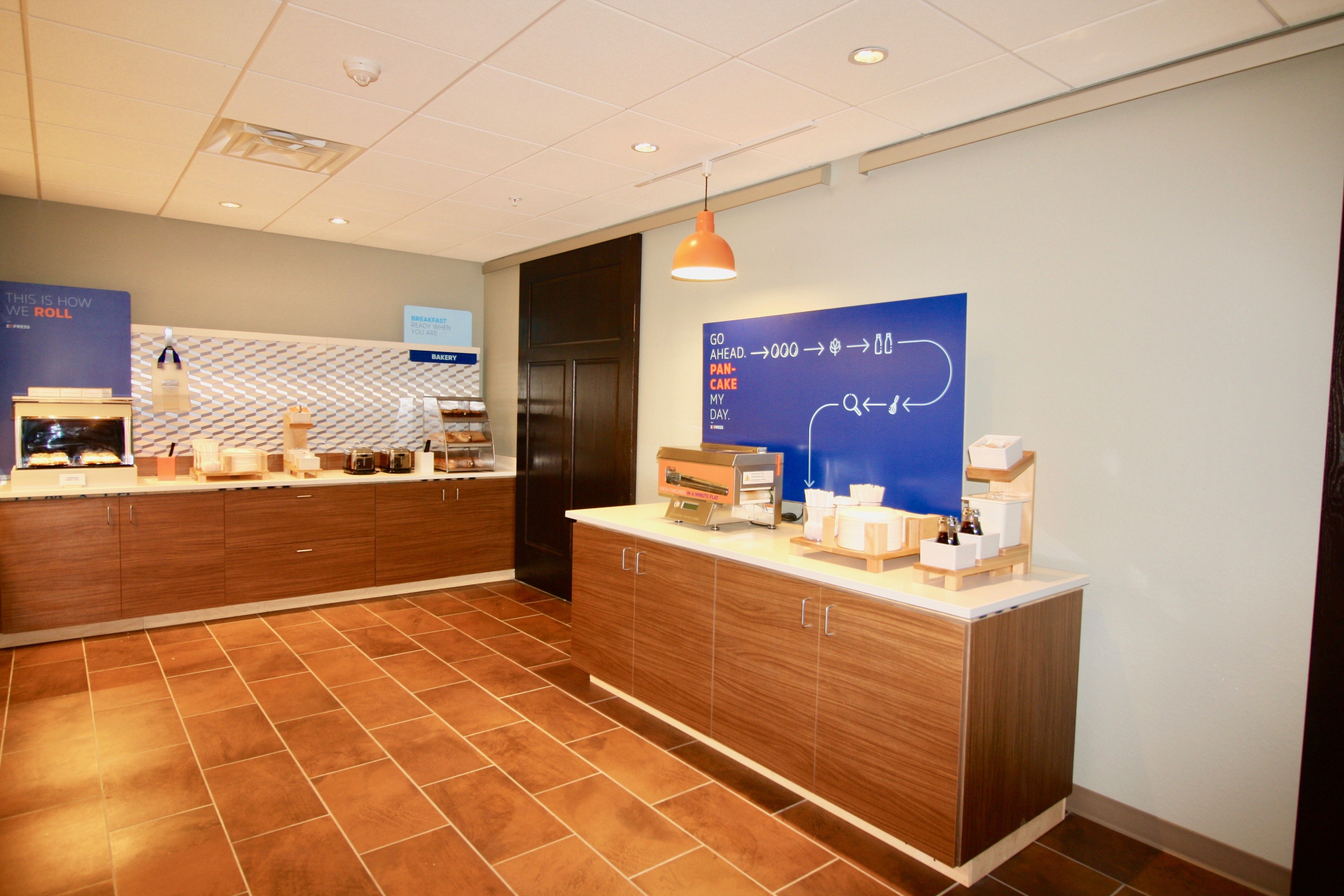 holiday inn exp and sts kirksville university area