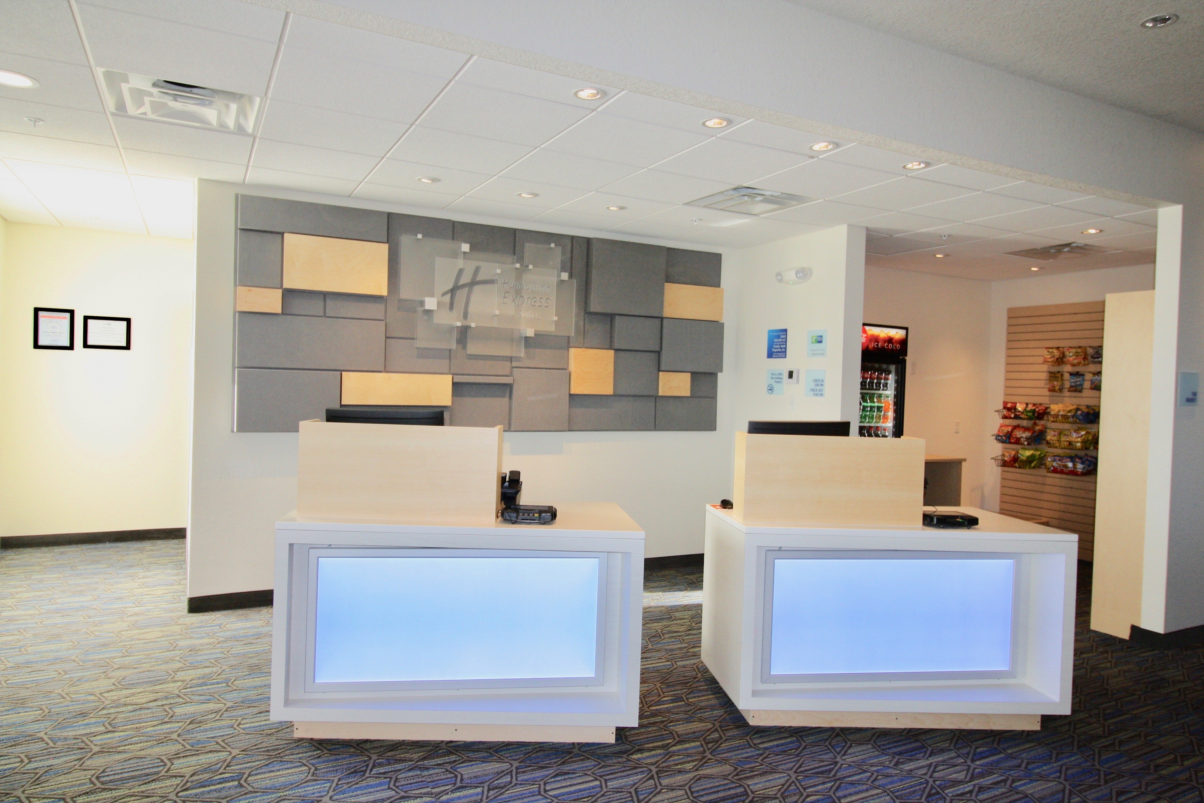 holiday inn exp and sts kirksville university area